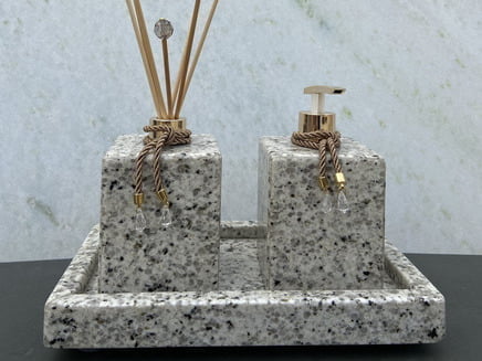 Projeto de um kit saboneteira feito com granito